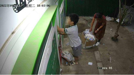 華展貓先生，智能廢品回收箱，廢品回收加盟，舊衣服回收柜
