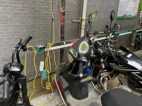 電單車充電樁，智能無線充電樁，智能掃碼電動自行車充電樁廠家